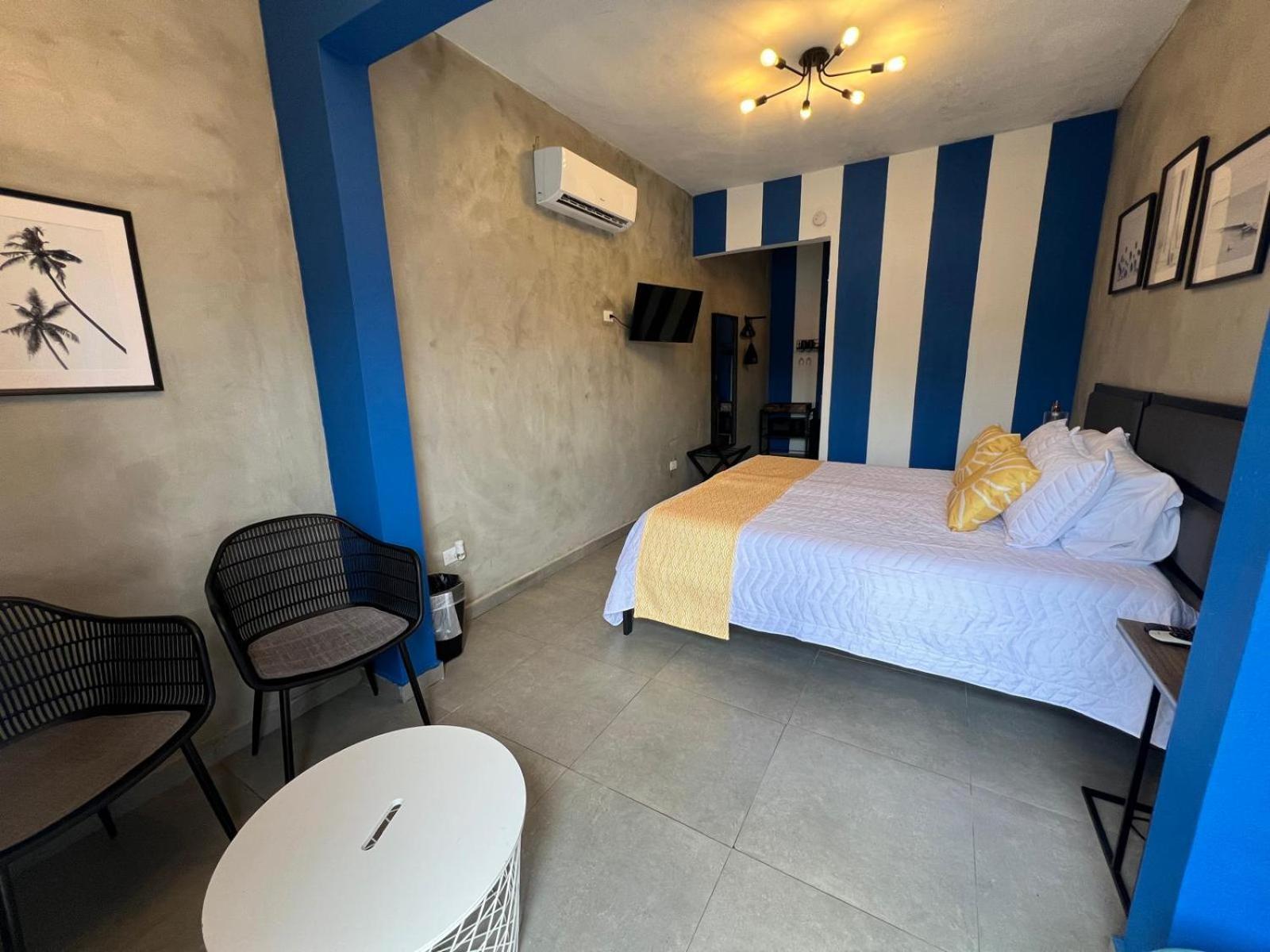 The Surfing Turtle Hotel Luquillo Exterior foto